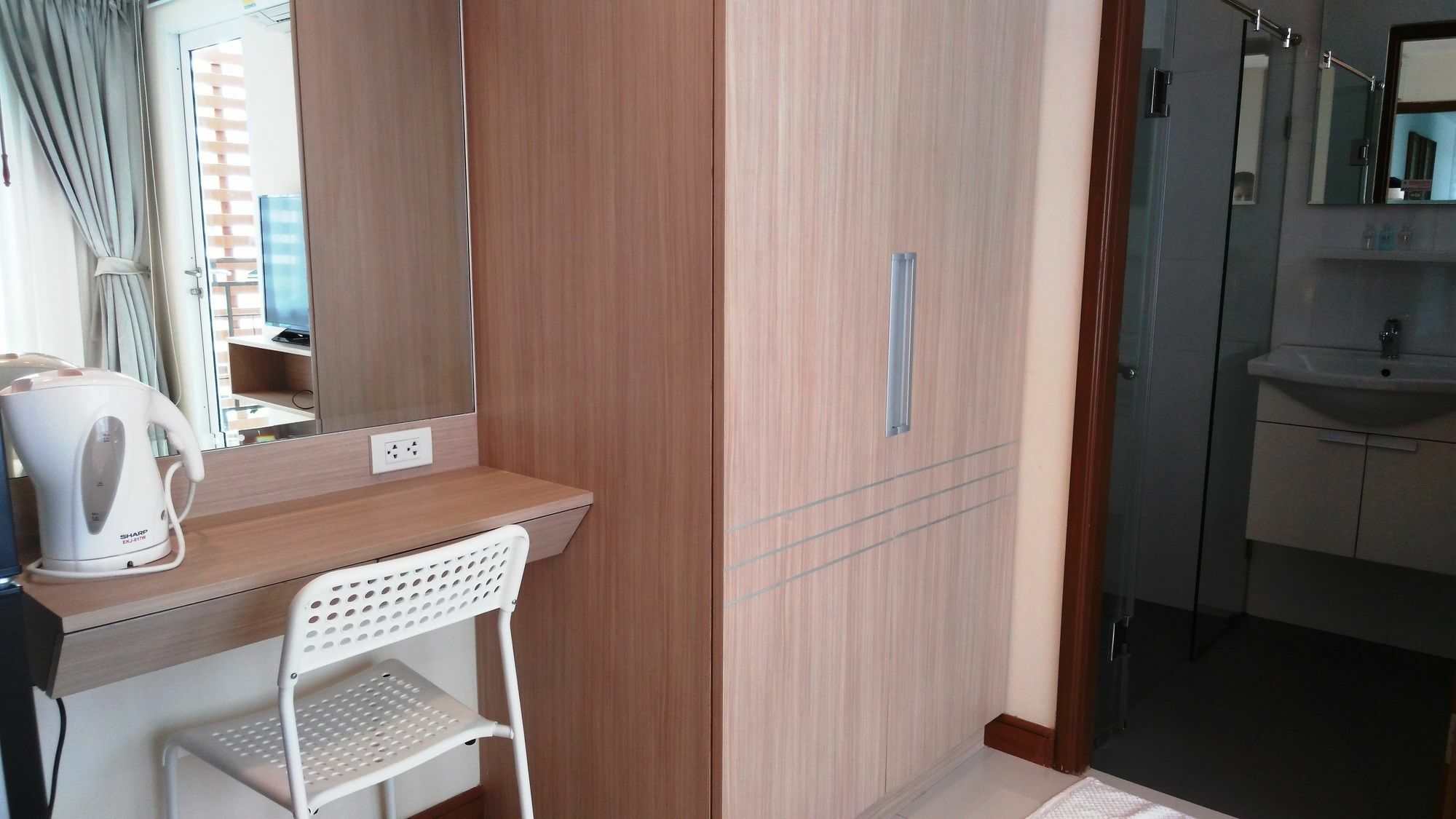 Ur 22 Residence Банкок Екстериор снимка